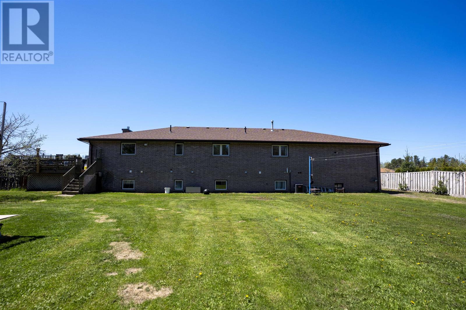 3306 Fairview Ave, Thunder Bay, Ontario  P7K 1E5 - Photo 37 - TB2601275