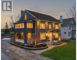 452 SIMCOE STREET N, Oshawa, Ontario