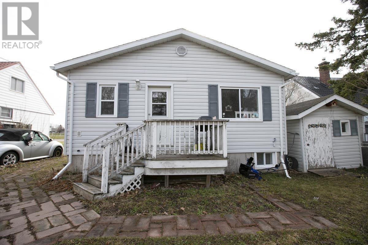 27 Weldon Ave, Sault Ste. Marie, Ontario  P6B 3C4 - Photo 7 - SM260821