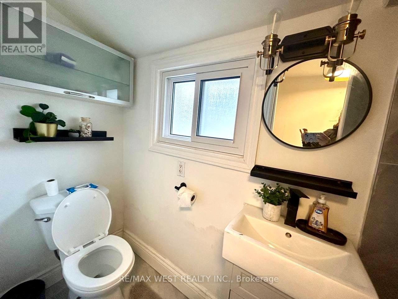 36 Fourteenth Street, Toronto, Ontario  M8V 3H9 - Photo 17 - W13246948