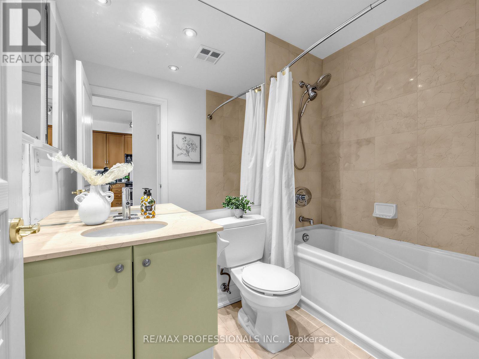 1202 - 2087 Lake Shore Boulevard W, Toronto, Ontario  M8V 4G3 - Photo 19 - W13247024