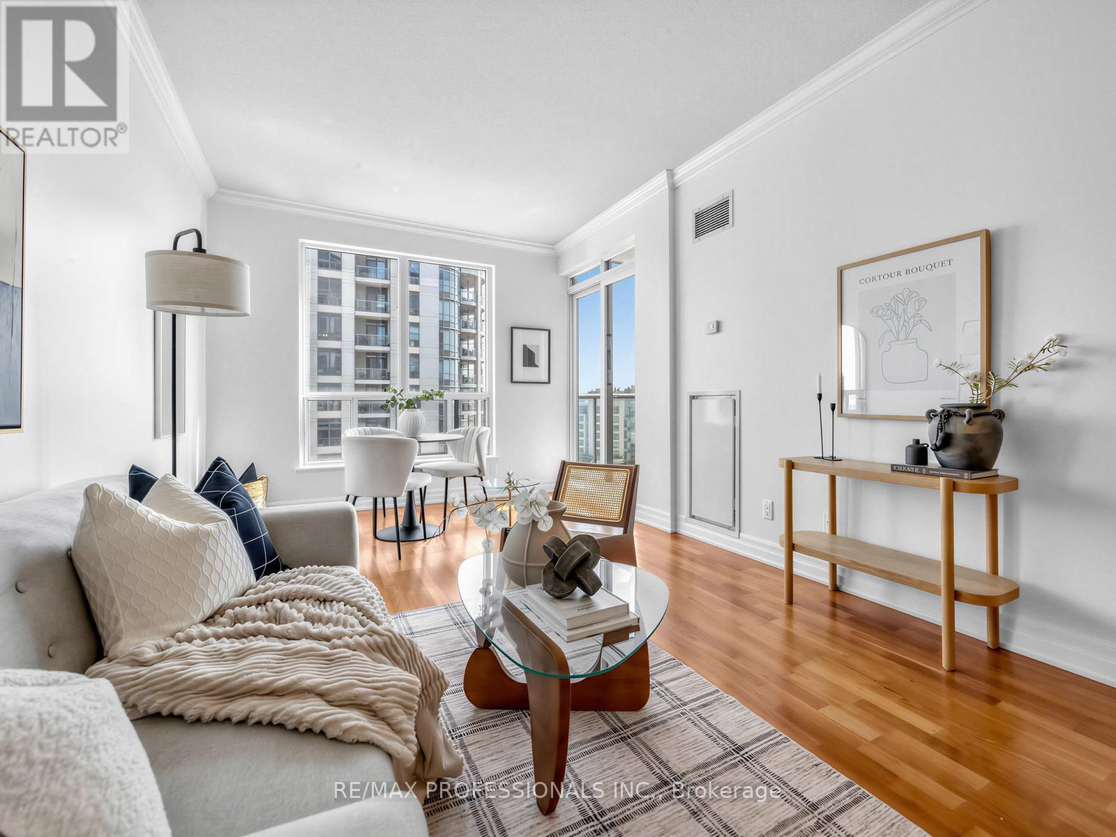 1202 - 2087 Lake Shore Boulevard W, Toronto, Ontario  M8V 4G3 - Photo 2 - W13247024