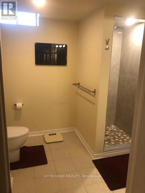 Basement Apartment - 4833 Wild Rose Street, Mississauga, Ontario  L5M 5M8 - Photo 12 - W13247028