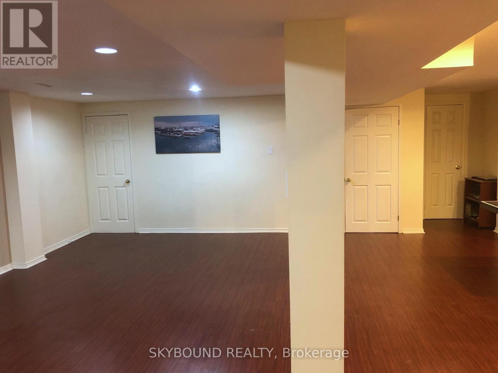 Basement Apartment - 4833 Wild Rose Street, Mississauga, Ontario  L5M 5M8 - Photo 7 - W13247028