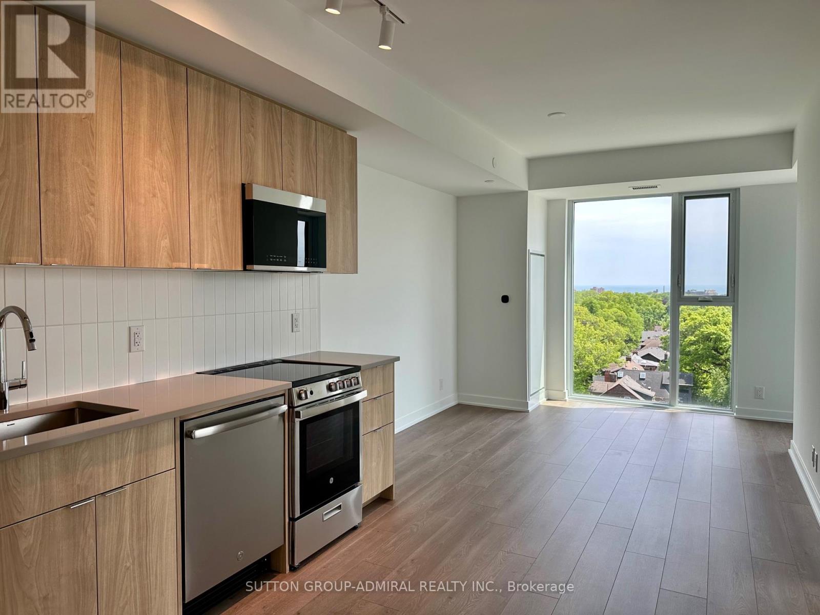 1110 - 1660 Bloor Street, Toronto, Ontario  M6P 1B1 - Photo 3 - W13247172