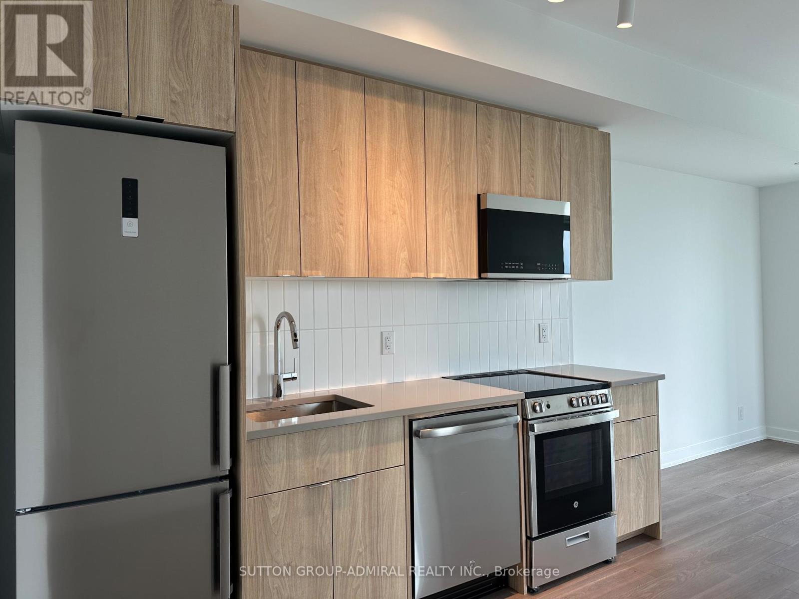1110 - 1660 Bloor Street, Toronto, Ontario  M6P 1B1 - Photo 4 - W13247172