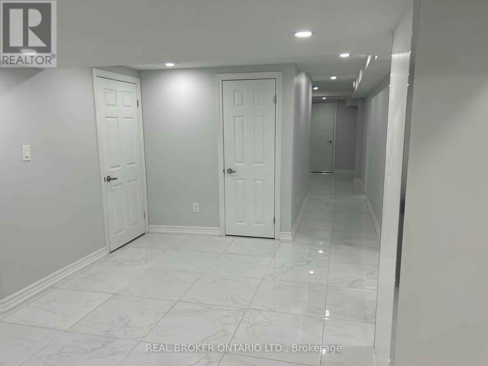 Basement - 55 Bluffwood Crescent, Brampton, Ontario  L6P 2A8 - Photo 7 - W13247182