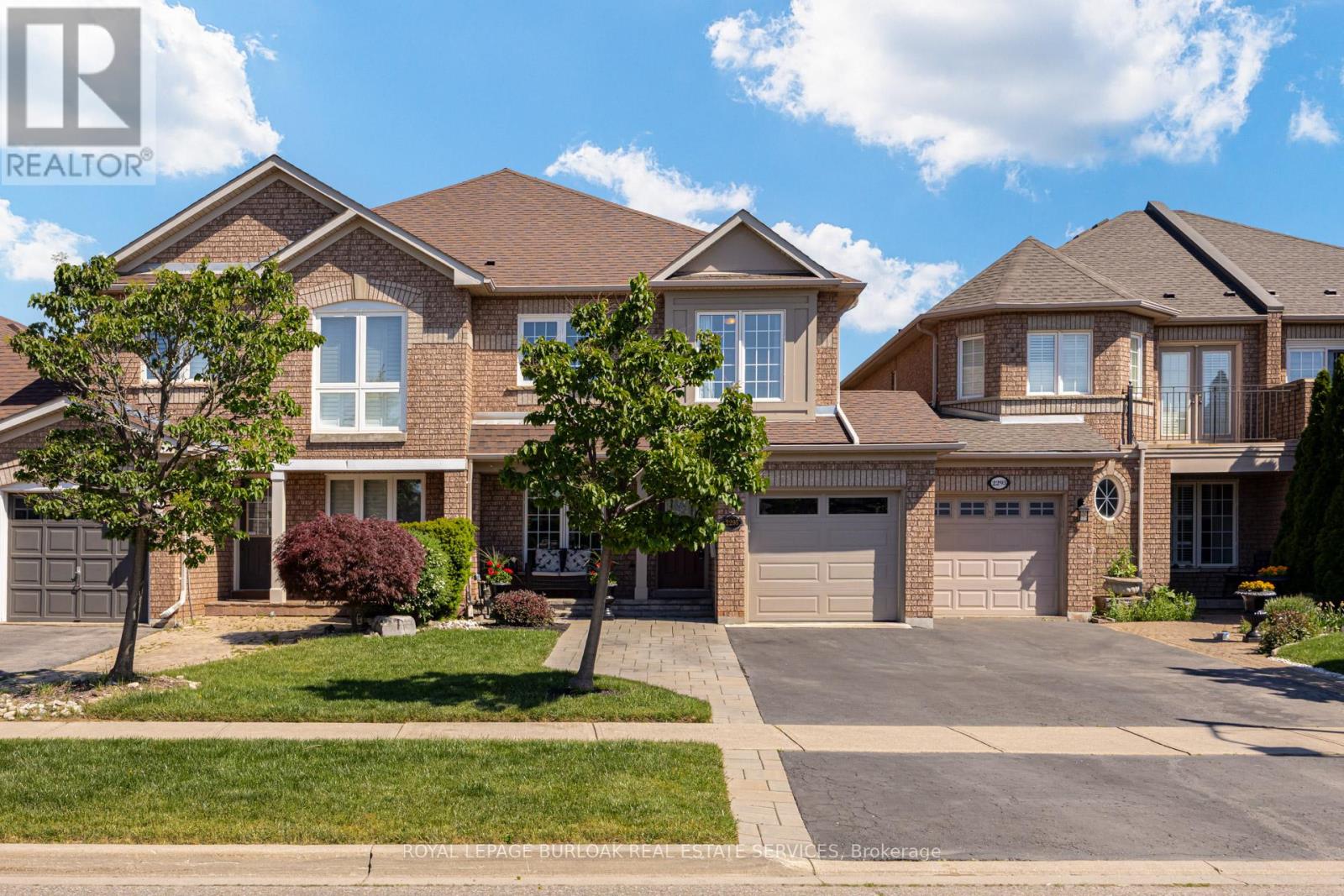 2295 KINGFISHER COURT, Oakville, Ontario