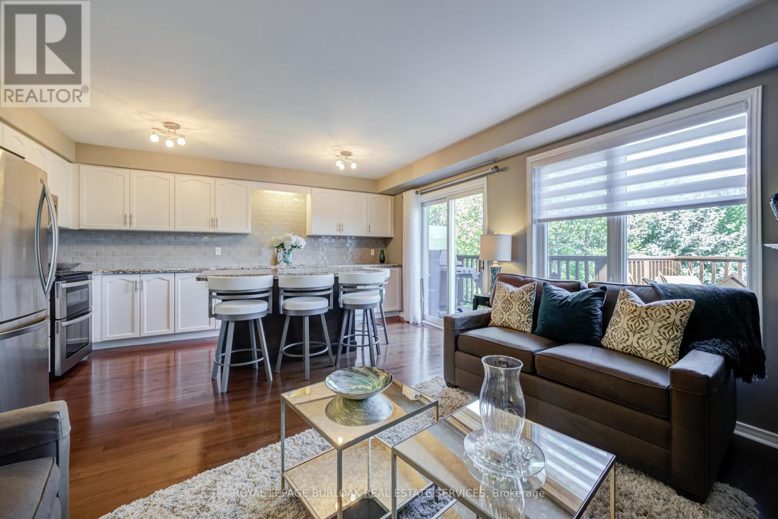 2295 Kingfisher Court, Oakville (Wt West Oak Trails), Ontario  L6M 3Z3 - Photo 18 - W13247188