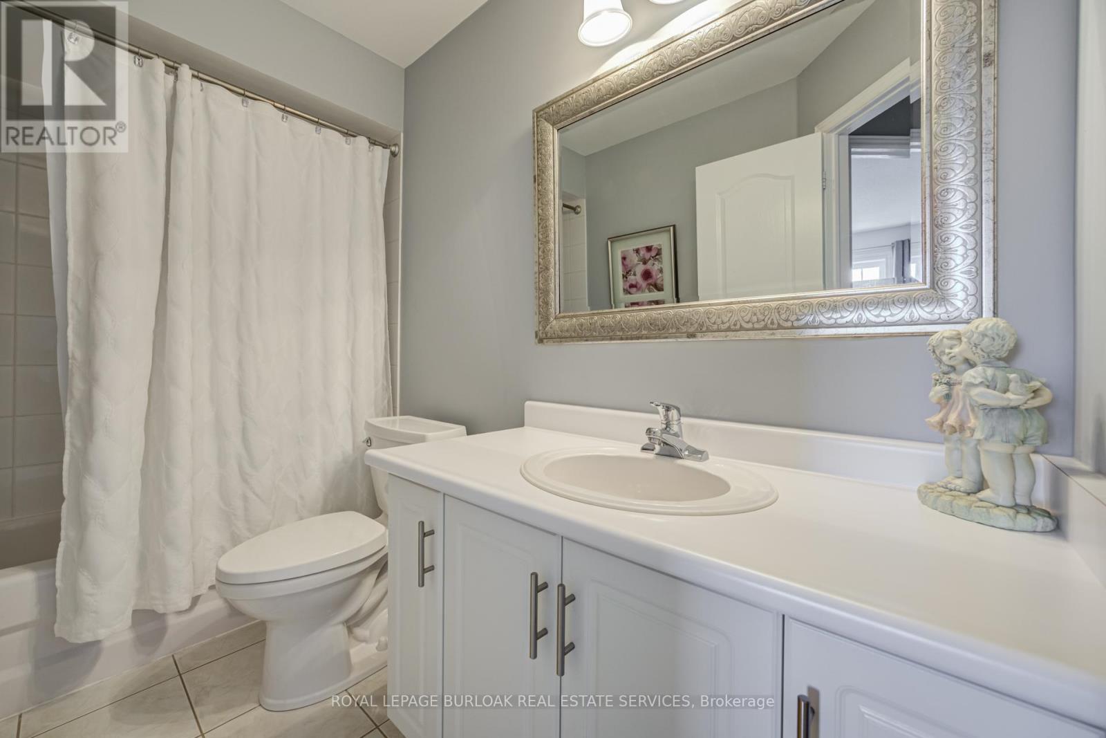 2295 Kingfisher Court, Oakville (Wt West Oak Trails), Ontario  L6M 3Z3 - Photo 28 - W13247188