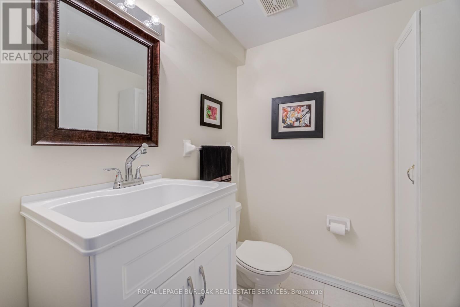 2295 Kingfisher Court, Oakville (Wt West Oak Trails), Ontario  L6M 3Z3 - Photo 36 - W13247188