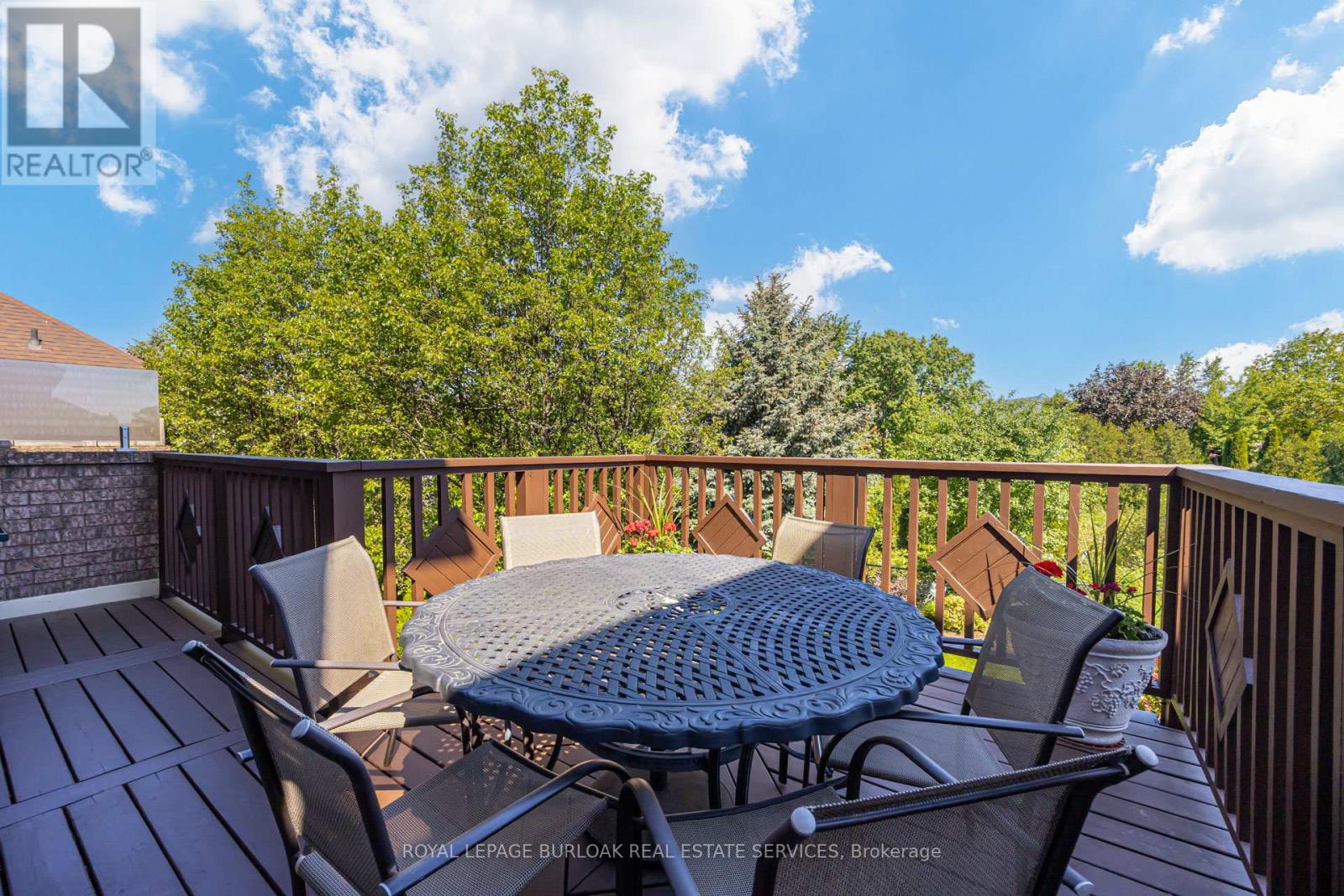 2295 Kingfisher Court, Oakville (Wt West Oak Trails), Ontario  L6M 3Z3 - Photo 38 - W13247188