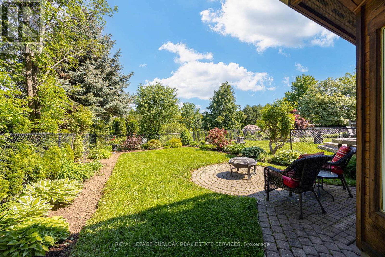 2295 Kingfisher Court, Oakville (Wt West Oak Trails), Ontario  L6M 3Z3 - Photo 42 - W13247188