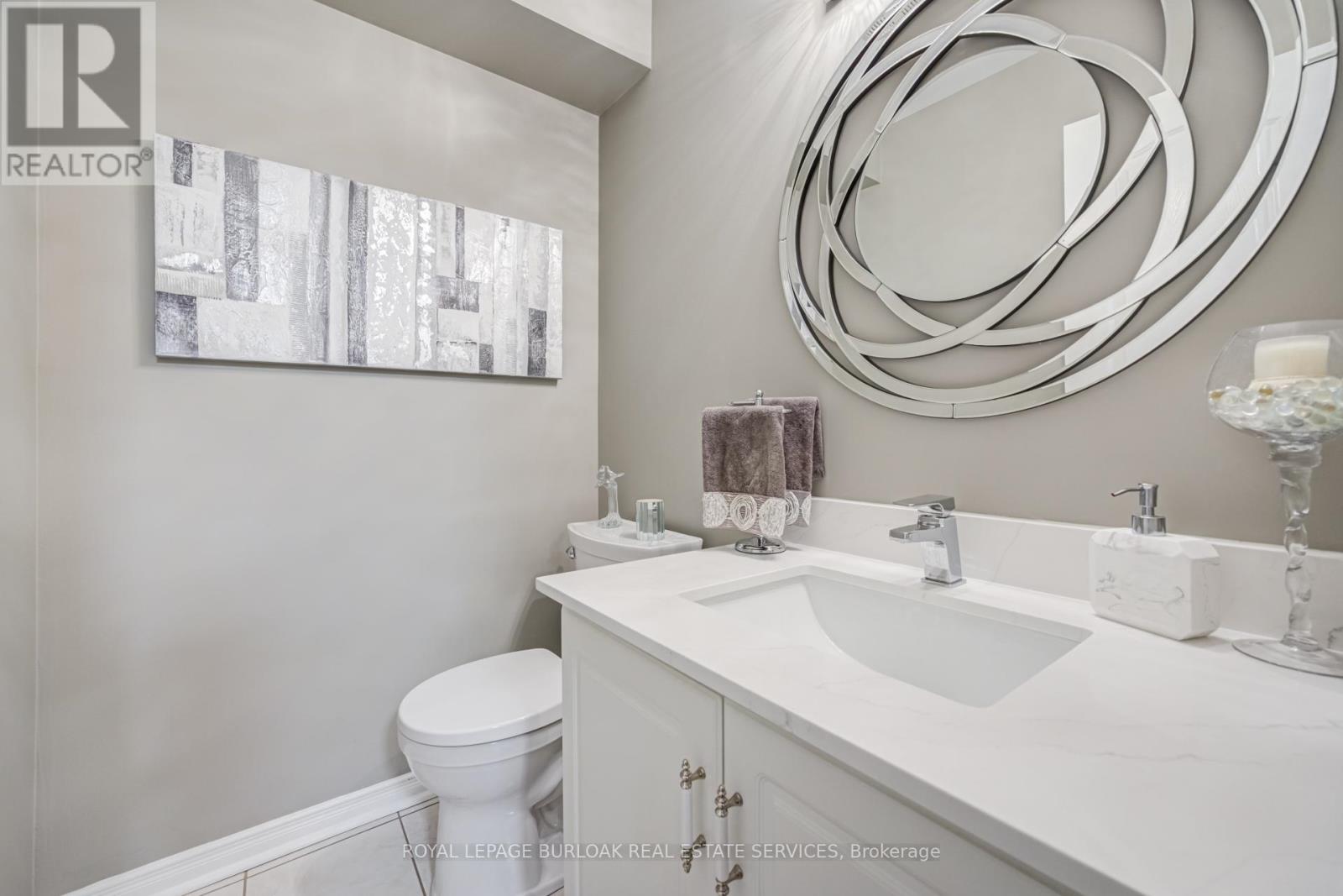2295 Kingfisher Court, Oakville (Wt West Oak Trails), Ontario  L6M 3Z3 - Photo 9 - W13247188