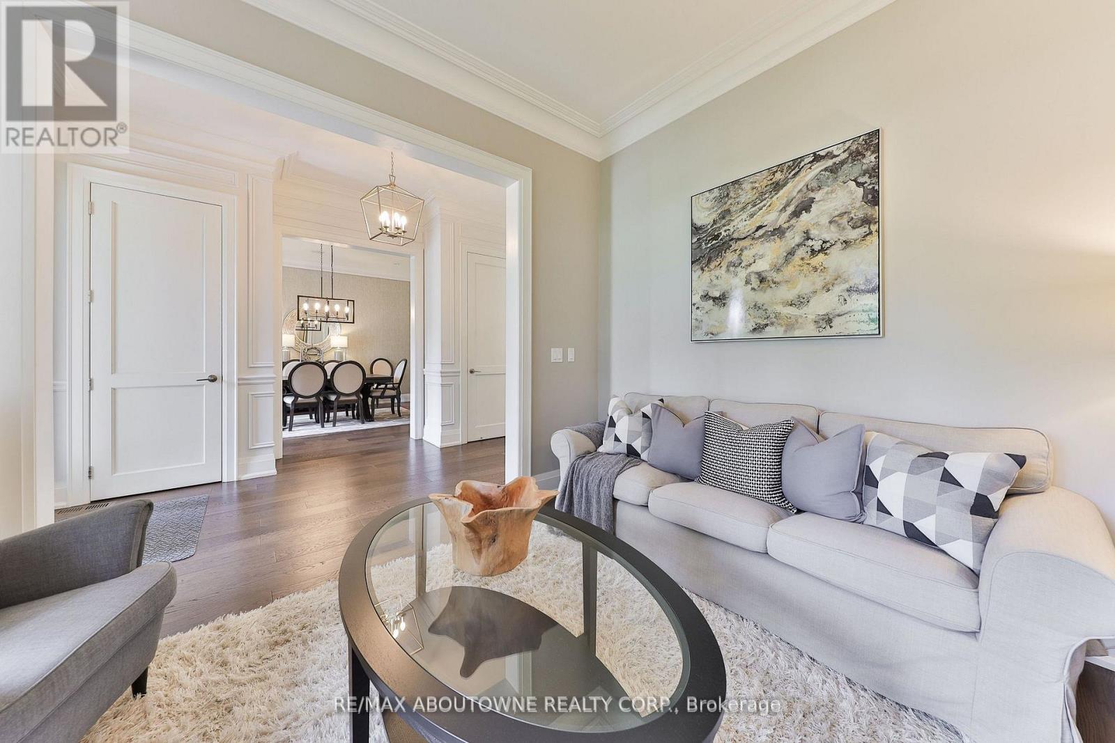 408 Saville Crescent, Oakville (Wo West), Ontario  L6L 3T8 - Photo 5 - W13247270