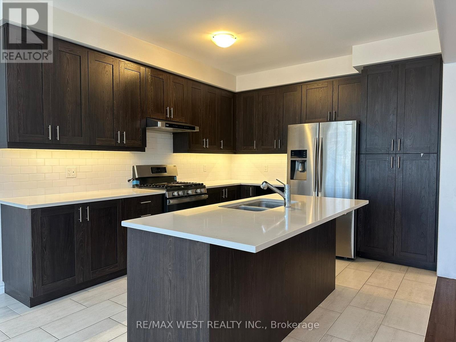 243 O Neil Street, Peterborough, Ontario  K9K 0H8 - Photo 7 - X13246976