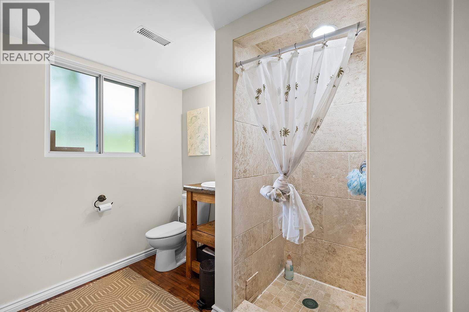 10108 Kel Vern Crescent Lake Country Photo 38