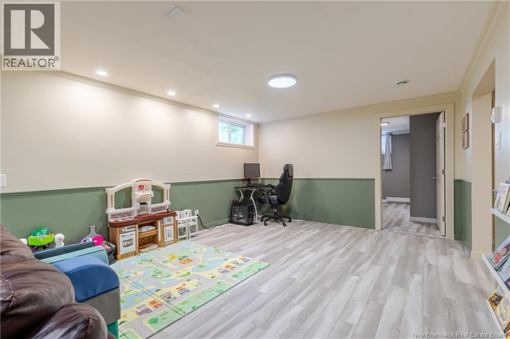 157 Bunker Street, Fredericton, New Brunswick E3A 0T1 - Photo 38 - NB141079