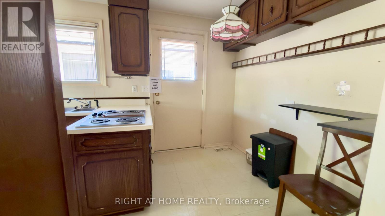 21 Mitre Place, Toronto, Ontario  M9R 3C5 - Photo 49 - W13011668