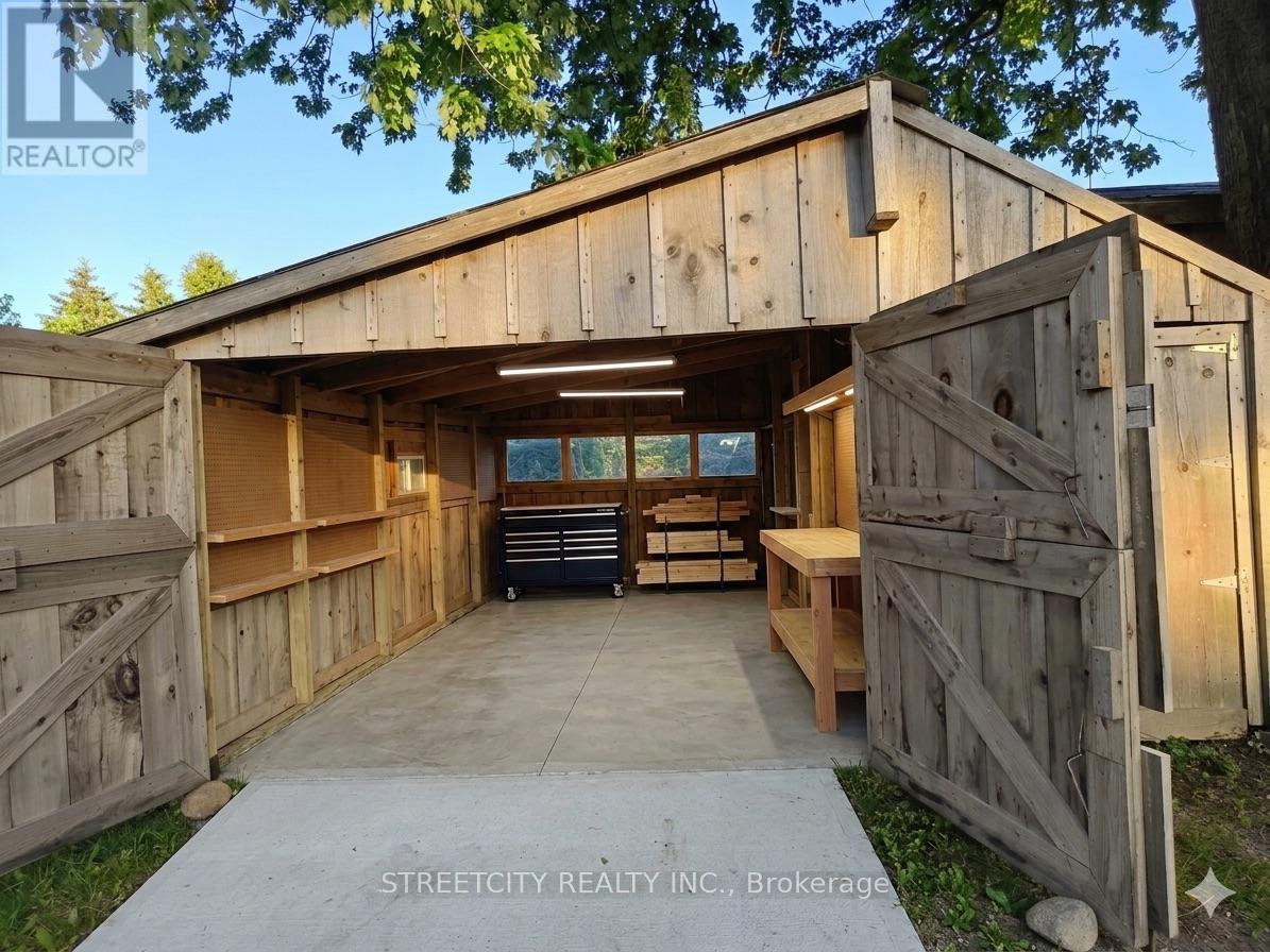 10867 Melrose Drive, Middlesex Centre, Ontario  N0L 1R0 - Photo 32 - X13169578