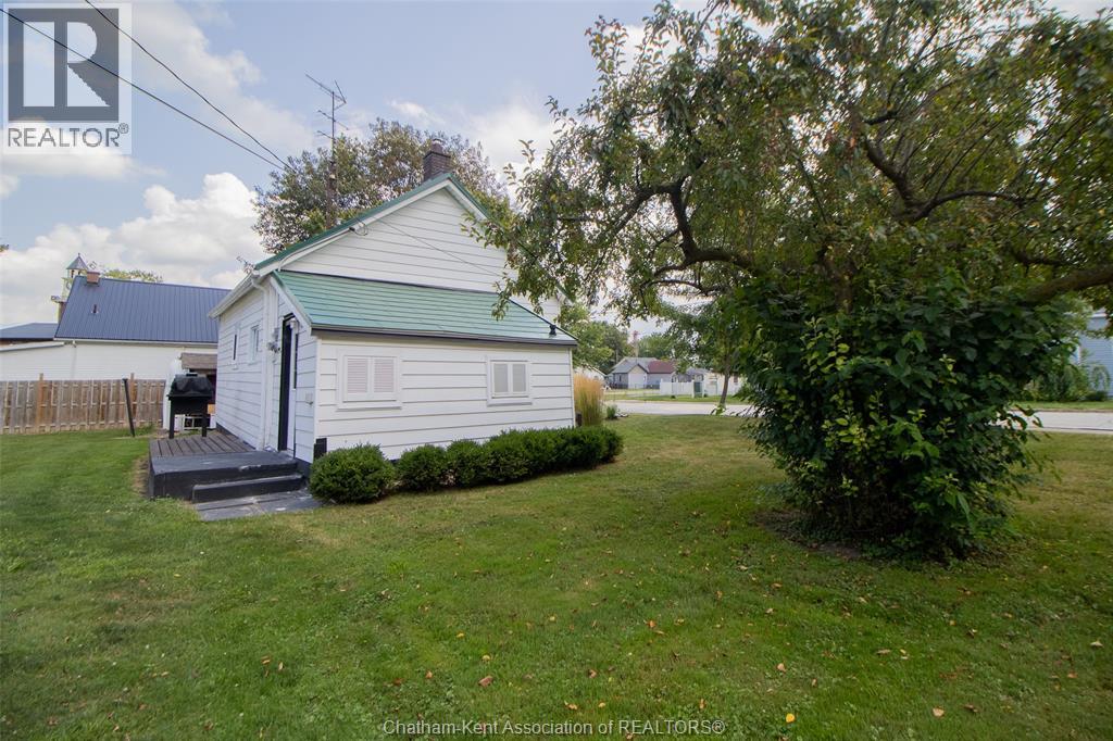 130 Elizabeth Street, Thamesville, Ontario  N0P 2K0 - Photo 5 - 26005196