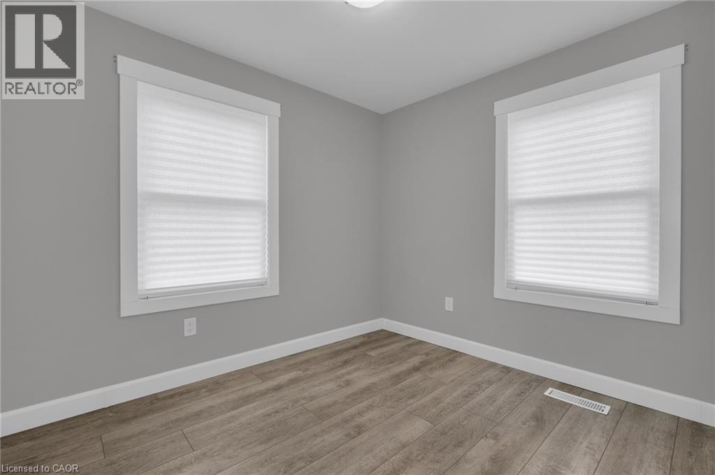 27 St George Street Unit# Main, St. Catharines, Ontario  L2M 5P4 - Photo 11 - 40836902