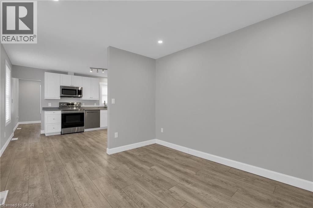 27 St George Street Unit# Main, St. Catharines, Ontario  L2M 5P4 - Photo 5 - 40836902