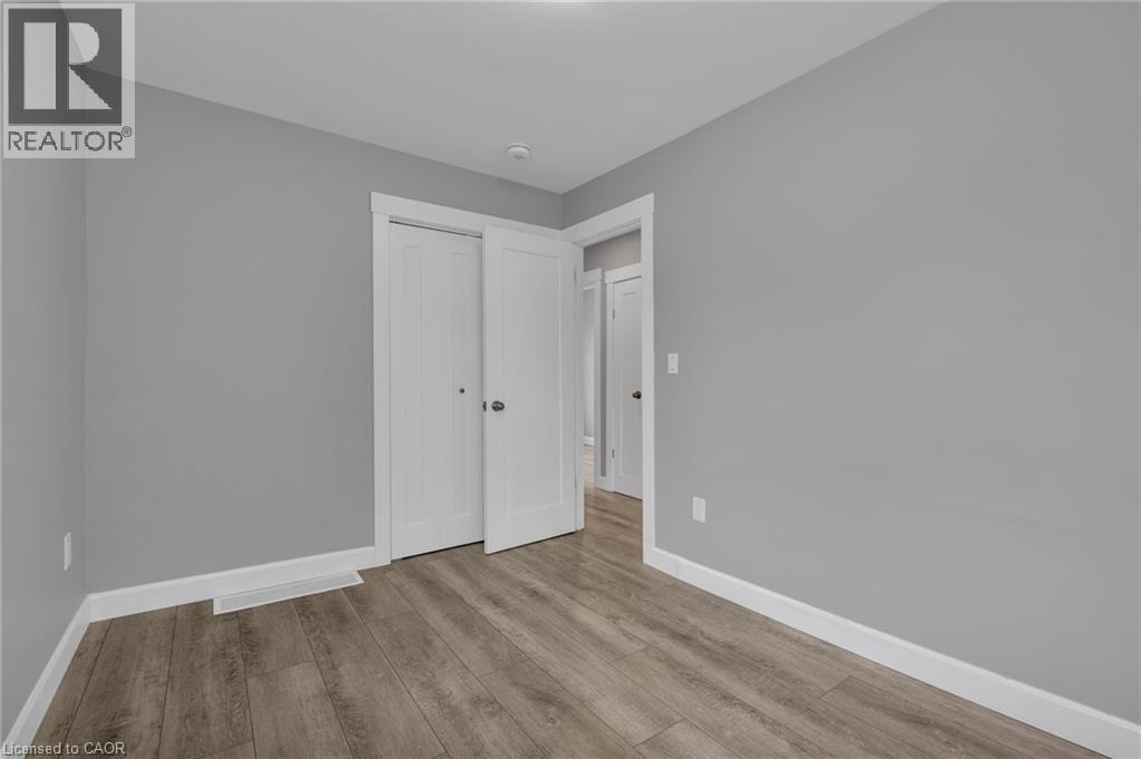 27 St George Street Unit# Main, St. Catharines, Ontario  L2M 5P4 - Photo 9 - 40836902