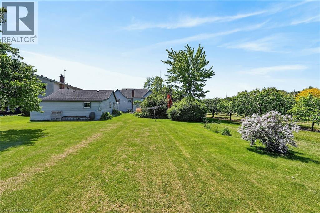 1621 Second Ave Louth, St. Catharines, Ontario  L2R 6P9 - Photo 27 - 40836872