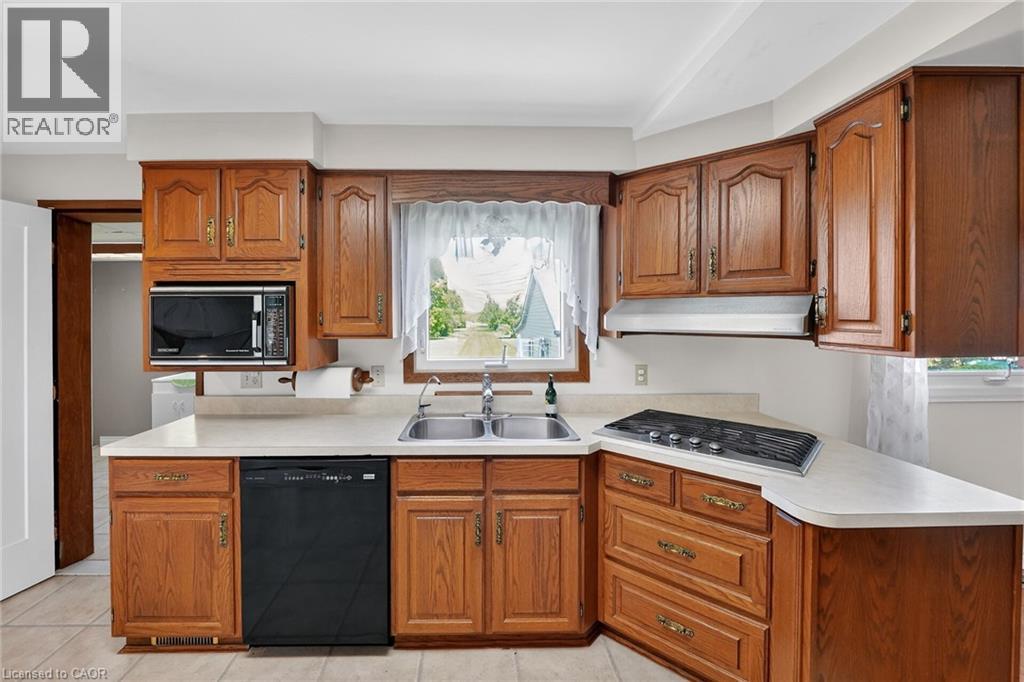 1621 Second Ave Louth, St. Catharines, Ontario  L2R 6P9 - Photo 8 - 40836872