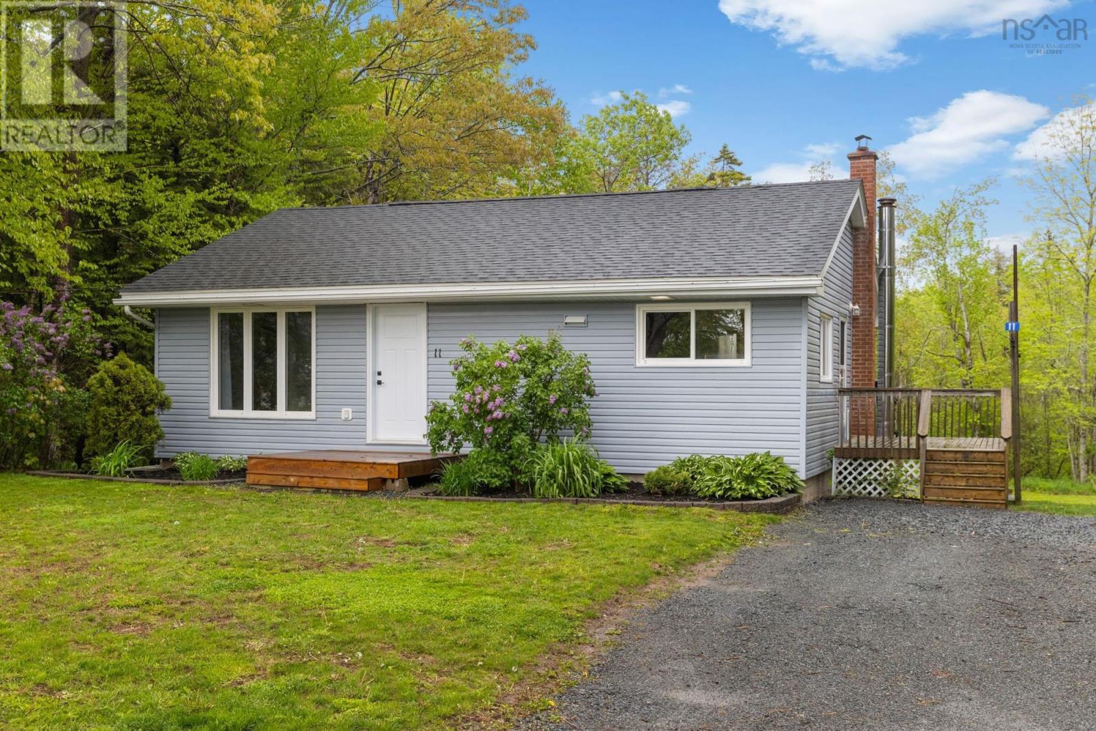 11 Parkview Drive, Oakfield, Nova Scotia  B2T 1B1 - Photo 1 - 202613389