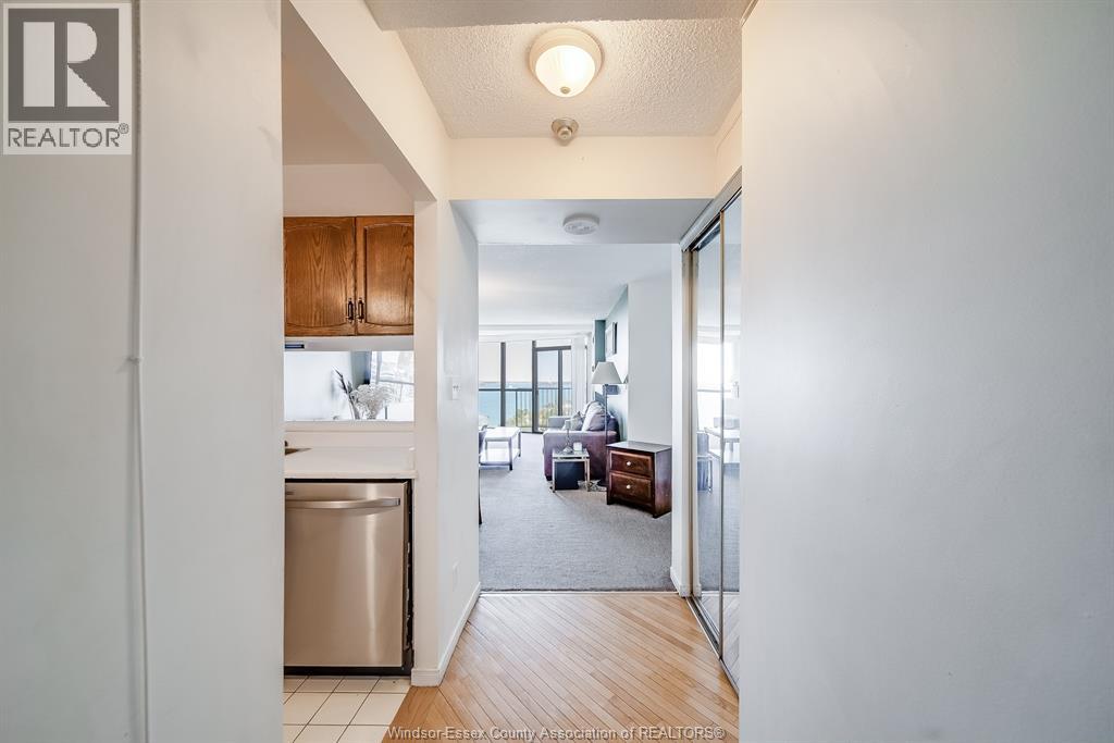 515 Riverside Drive West Unit# 1303, Windsor, Ontario  N9A 7C3 - Photo 12 - 26013190