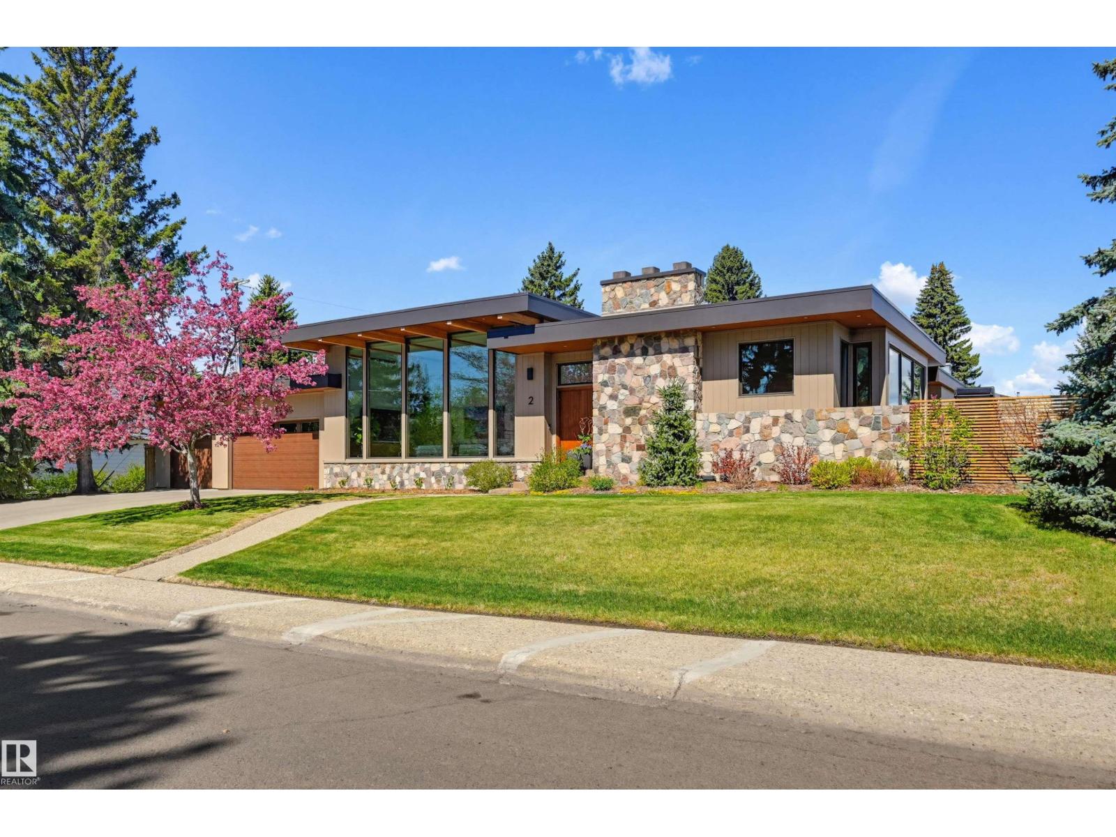 2 Valleyview Cr NW, Edmonton, Alberta  T5R 5S4 - Photo 4 - E4489227