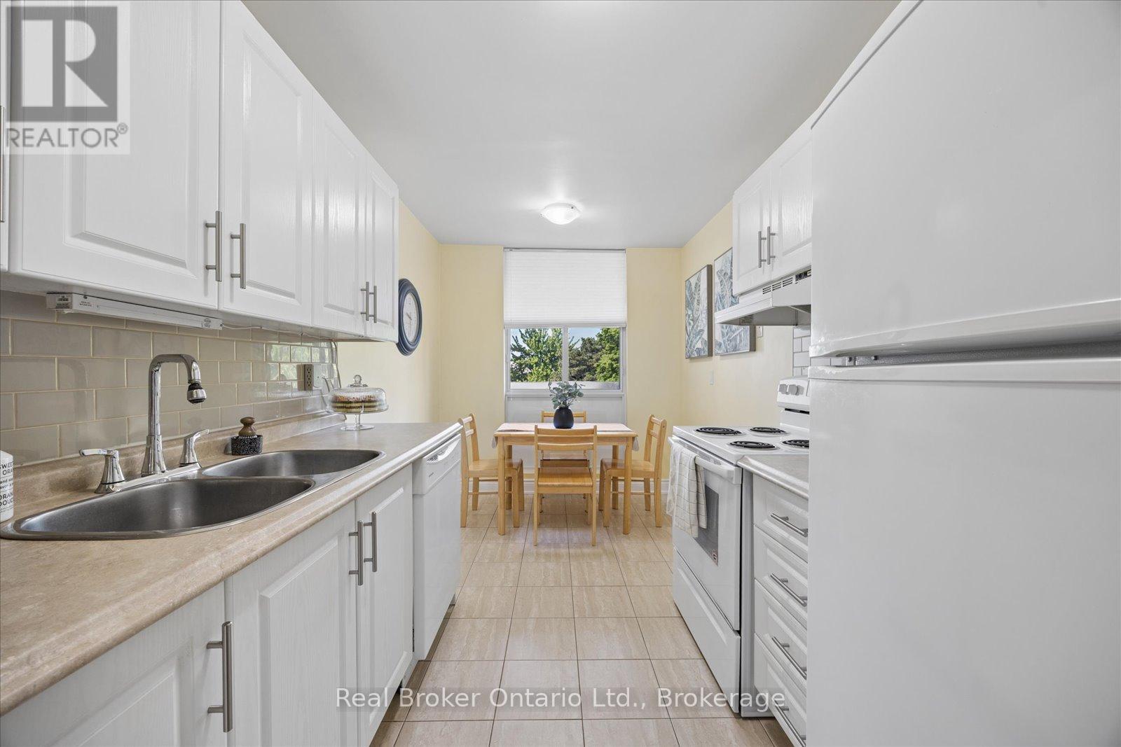 203 - 66 Falby Court, Ajax (South East), Ontario  L1S 3L2 - Photo 16 - E13247346