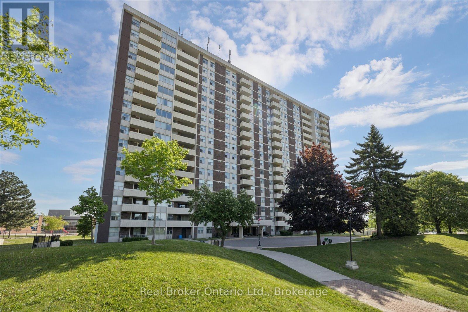 203 - 66 Falby Court, Ajax (South East), Ontario  L1S 3L2 - Photo 2 - E13247346