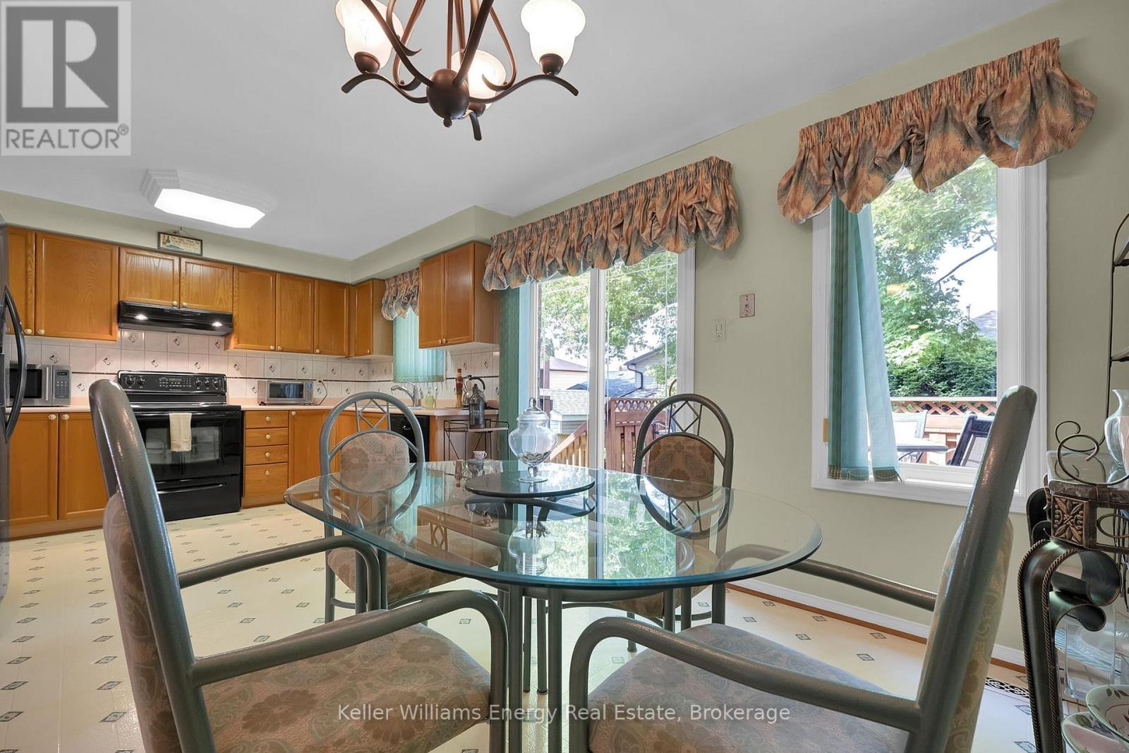 1182 Thimbleberry Circle, Oshawa, Ontario  L1K 2H3 - Photo 15 - E13247400