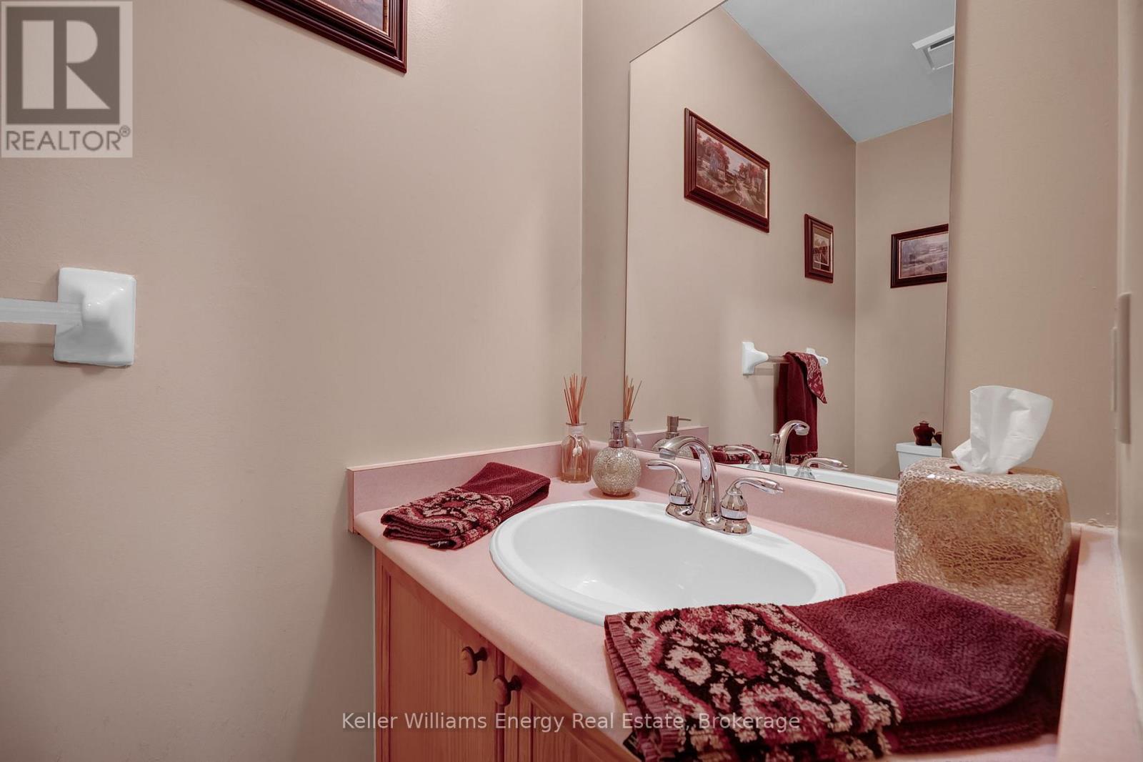 1182 Thimbleberry Circle, Oshawa, Ontario  L1K 2H3 - Photo 8 - E13247400