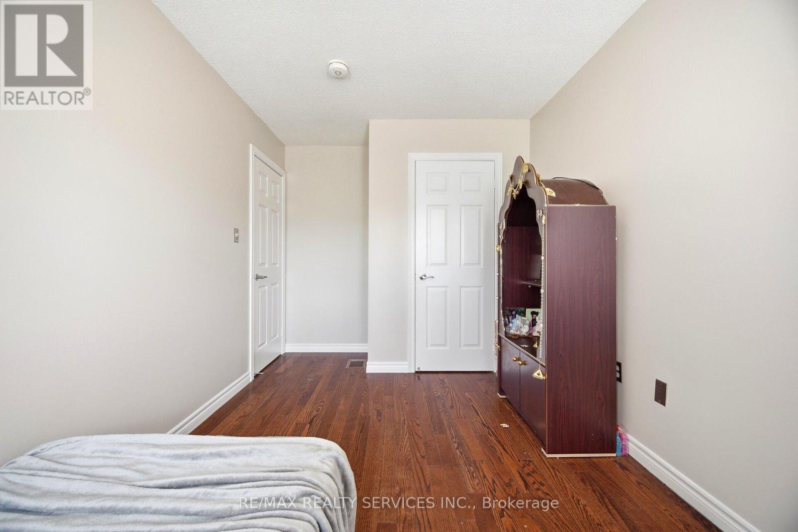 10 Deepcoral Court, Brampton, Ontario  L6V 4P7 - Photo 28 - W13247126