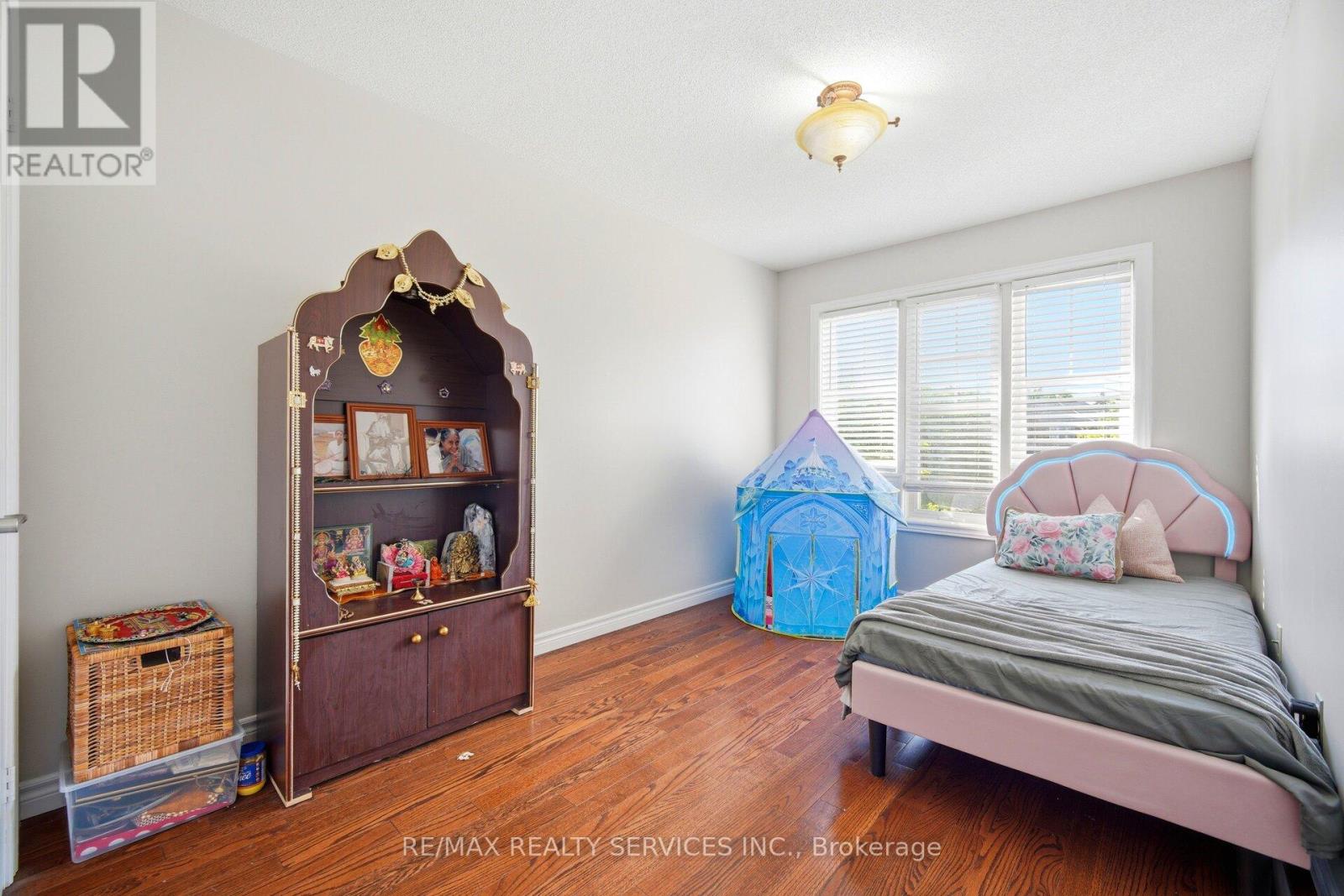 10 Deepcoral Court, Brampton, Ontario  L6V 4P7 - Photo 27 - W13247126