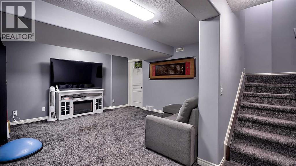 116 Kingsland Court SE, Airdrie, Alberta  T4A 0E5 - Photo 38 - A2317259