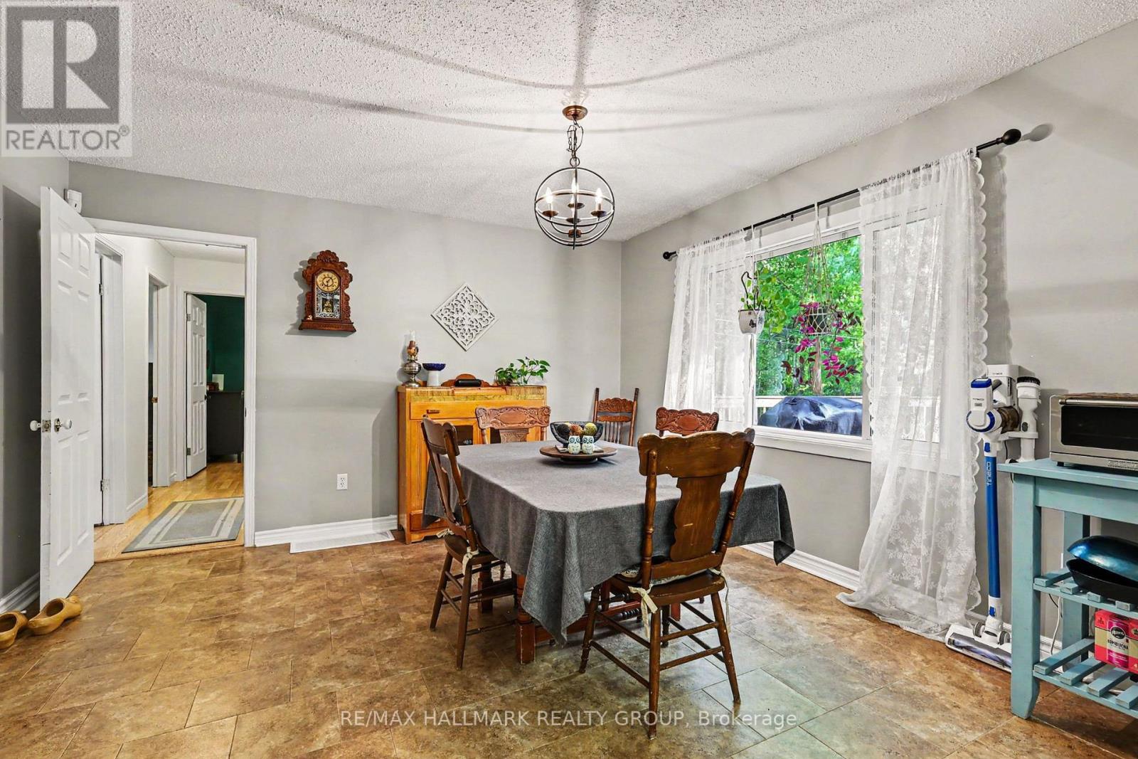 471 Campbell Drive, Mcnab/braeside, Ontario  K7S 3G8 - Photo 9 - X13247392