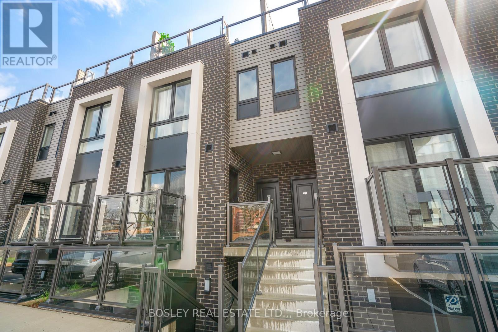 316 - 6065 Mcleod Road, Niagara Falls, Ontario  L2G 0Z7 - Photo 1 - X13247352