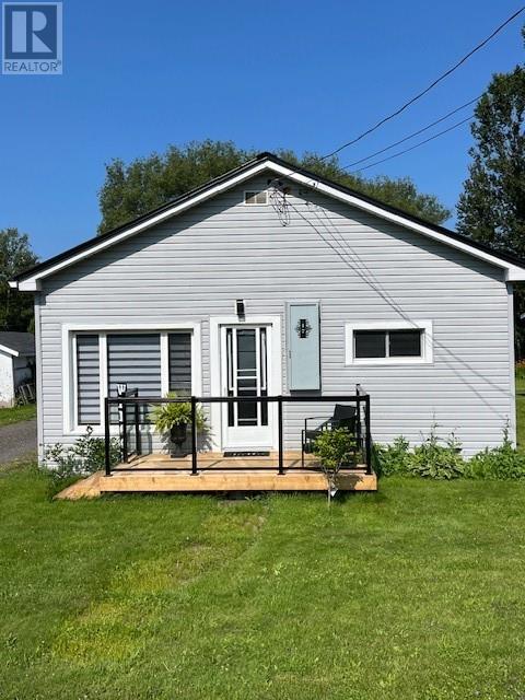 17 West Street, Blind River, Ontario  P0R 1B0 - Photo 1 - 2127185