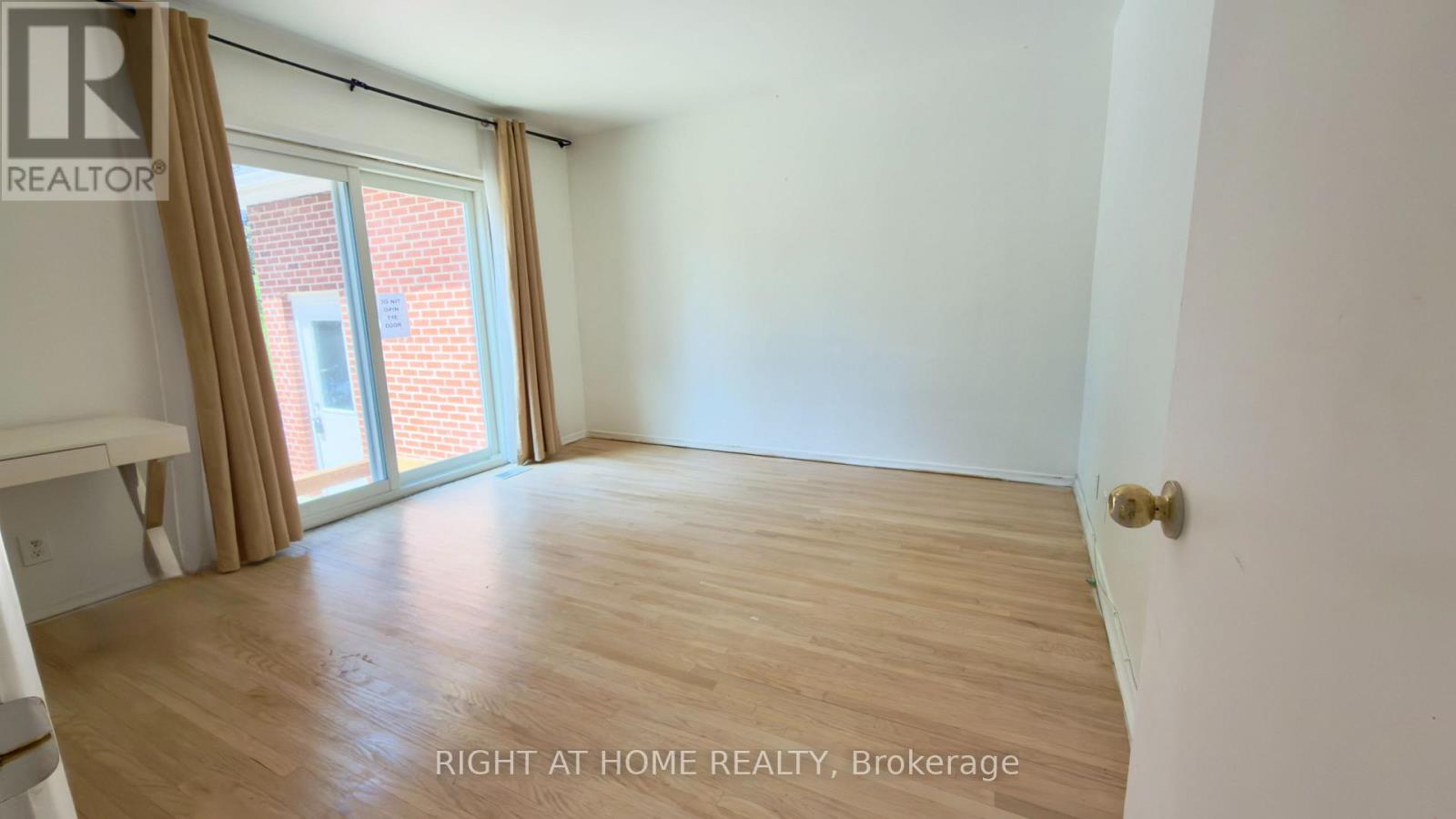 21 Mitre Place, Toronto, Ontario  M9R 3C5 - Photo 11 - W13011668