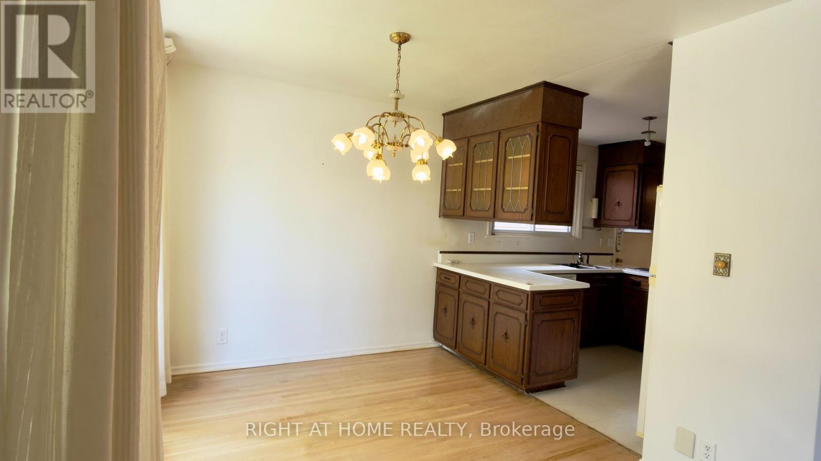 21 Mitre Place, Toronto, Ontario  M9R 3C5 - Photo 15 - W13011668