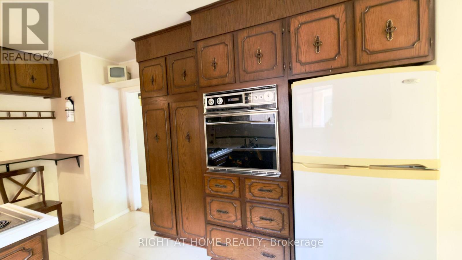 21 Mitre Place, Toronto, Ontario  M9R 3C5 - Photo 18 - W13011668