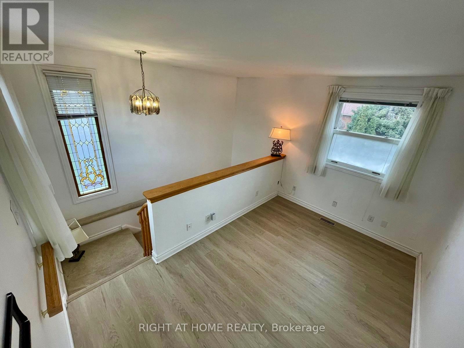 21 Mitre Place, Toronto, Ontario  M9R 3C5 - Photo 26 - W13011668