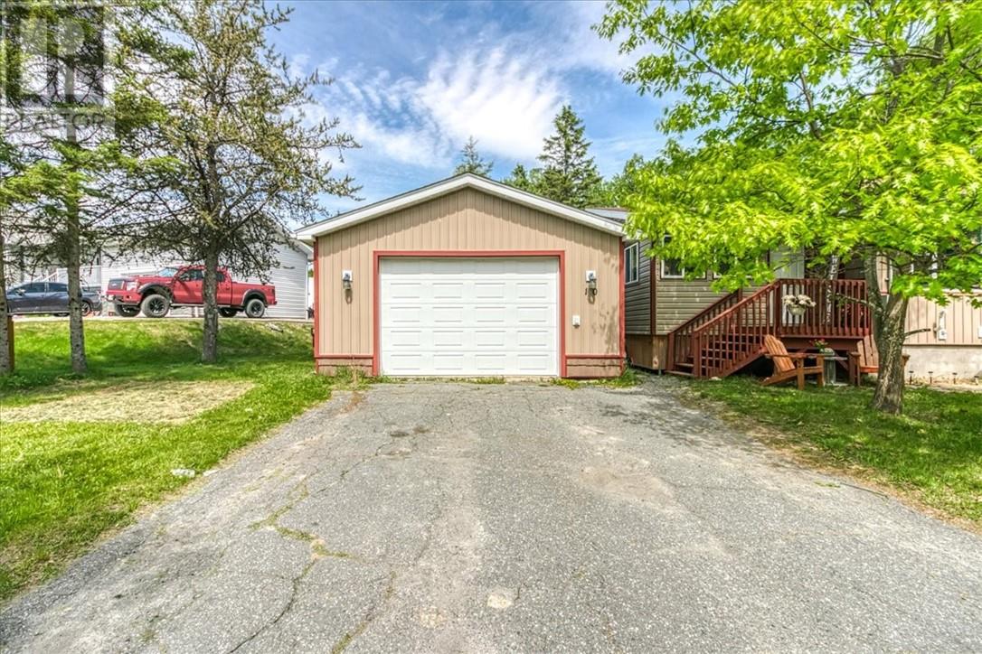 10 Rita Street, Markstay, Ontario  P0M 2G0 - Photo 3 - 2128318