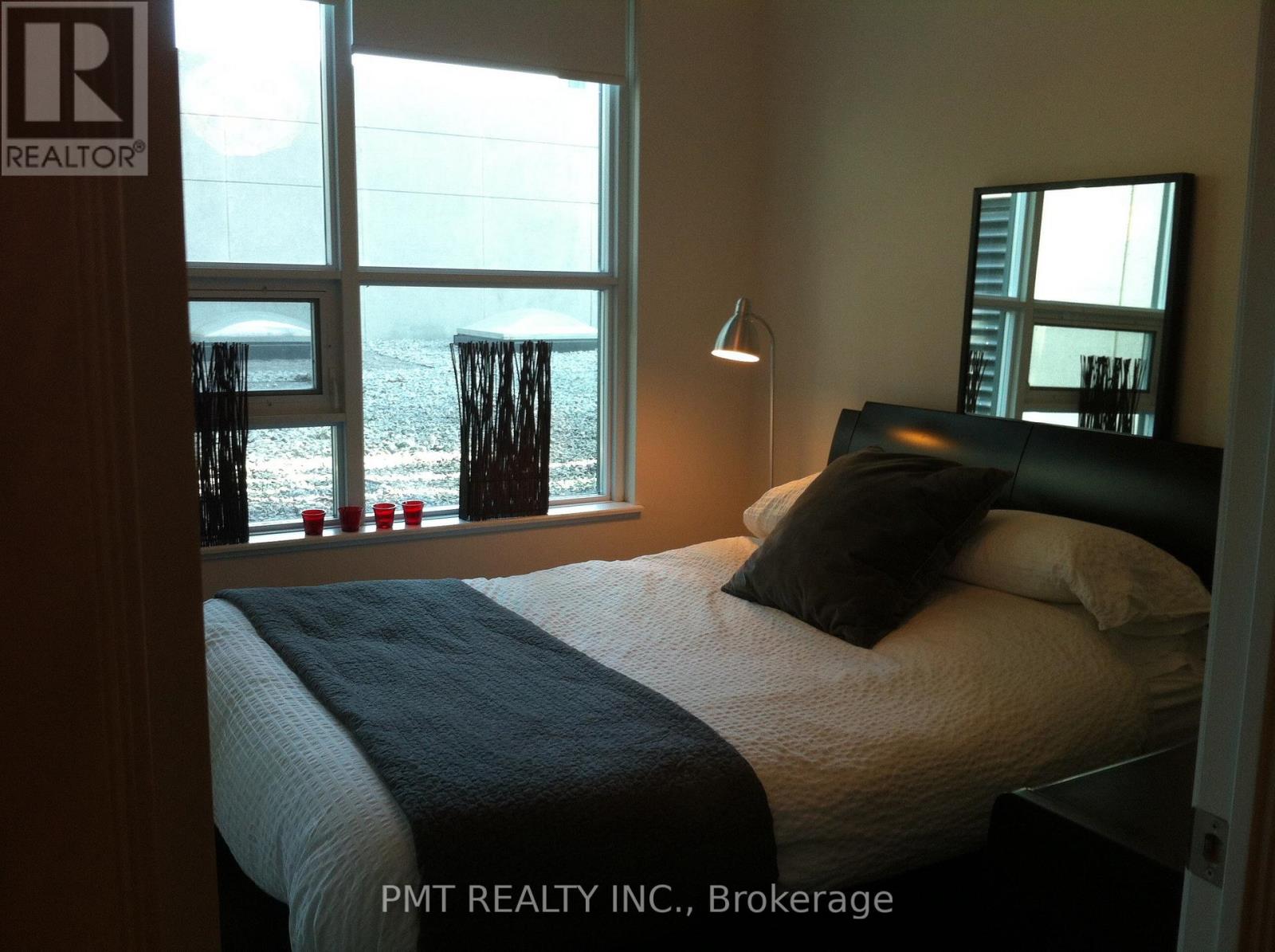 301 - 18 Harbour Street, Toronto, Ontario  M5J 2Z6 - Photo 13 - C13247276