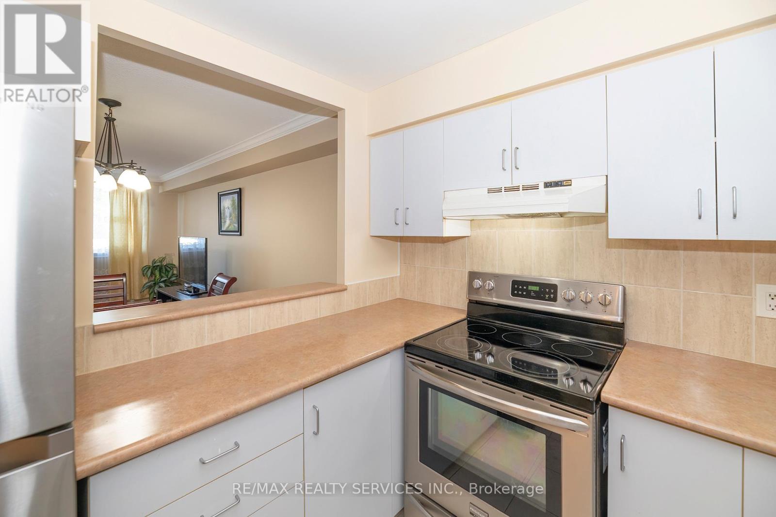 208 - 1665 Victoria Park Avenue, Toronto, Ontario  M1R 5E5 - Photo 5 - E13247470